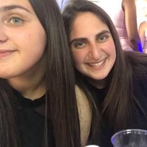 Meet your Posher, Danielle